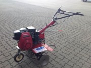 Motorhacke HONDA - Benzin-Viertaktmotor 4,9 PS mieten