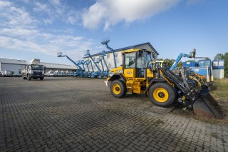 Kompakt-Radlader JCB 411 Lader 9t mieten