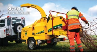 Häcksler Vermeer bis 19 cm - Diesel mieten