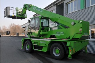 Teleskoplader / Telestapler MERLO 30m - 4t Roto mieten