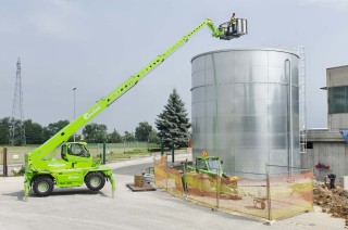 Teleskoplader / Telestapler MERLO 30m - 4t Roto mieten