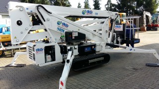 Raupen- / Ketten-Bühne CTE 23m mieten