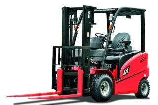 Vierradstapler 2,5t 6,5m Elektro mieten