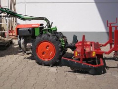 Einachstraktor mit Anbaugeräten AGRIA mieten