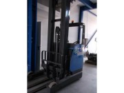 Schubmaststapler 1,4t 7m Elektro mieten