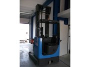 Schubmaststapler 1,4t 7m Elektro mieten