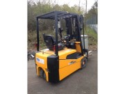Dreiradstapler HYUNDAI 1,8t 4,5m Elektro mieten