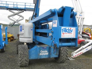 Gelenkteleskop-Arbeitsbühne GENIE 20m Diesel / Allrad mieten