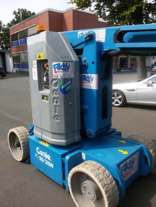 Gelenkteleskop-Arbeitsbühne GENIE 11m Akku mieten