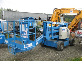 Gelenkteleskop-Arbeitsbühne GENIE 16m Bi-Energy mieten