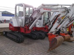 Hüllkreisbagger TAKEUCHI 3,8t mit Kabine mieten