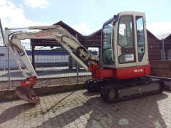Hüllkreisbagger TAKEUCHI 3,8t mit Kabine mieten