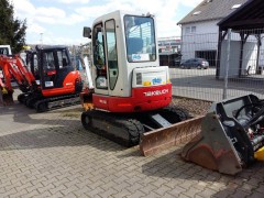 Hüllkreisbagger TAKEUCHI 3,8t mit Kabine mieten