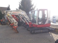 Kompaktbagger TAKEUCHI 3,5t mit Kabine mieten