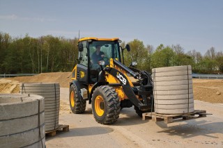 Kompakt-Radlader JCB 407 5t mieten