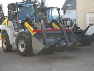 Kompakt-Radlader KRAMER 650 3,8t mieten