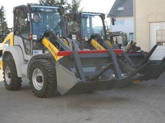Kompakt-Radlader KRAMER 650 3,8t mieten