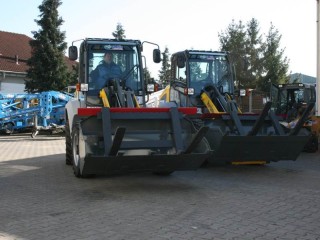 Kompakt-Radlader KRAMER 650 3,8t mieten