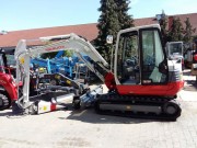 Kompaktbagger TAKEUCHI 5t mit Kabine mieten