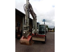 Kompaktbagger TAKEUCHI 9t mit Kabine mieten
