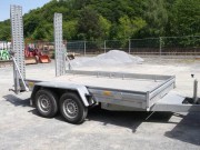 Maschinen-Transport-Anhänger mit 3,5t zulässiges GG mieten