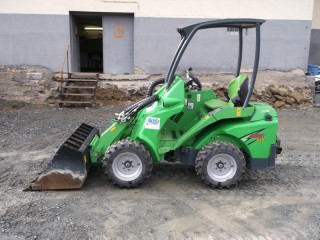 Mini-Radlader AVANT 420 - 1t mieten