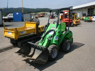 Mini-Radlader AVANT 420 - 1t mieten