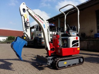 Minibagger TAKEUCHI 1,2t mit Schutzbügel mieten
