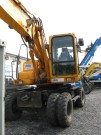 Mobilbagger / Radbagger HYUNDAI 14t mit Planierschildabstützung mieten