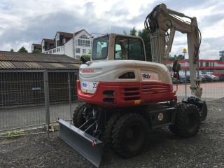 Mobilbagger / Radbagger Takeuchi 10t mieten