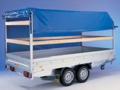 PKW-Anhänger mit Plane - 2t zulässiges GG mieten