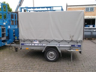 PKW-Anhänger mit Plane - 0,75t zulässiges GG mieten