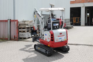 Kompaktbagger TAKEUCHI 1,7t mit Schutzdach mieten