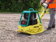 Reversible Rüttelplatte AMMANN 270kg GG Diesel mieten