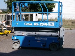 Scheren-Arbeitsbühne GENIE - AH 10m Elektro mieten