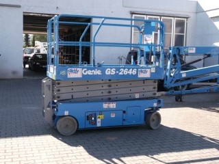 Scheren-Arbeitsbühne GENIE - AH 10m Elektro mieten