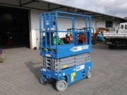 Scheren-Arbeitsbühne GENIE - AH 8m bis 227kg Elektro mieten