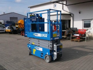Scheren-Arbeitsbühne GENIE - AH 8m bis 227kg Elektro mieten