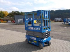 Scheren-Arbeitsbühne GENIE - AH 8m bis 227kg Elektro mieten