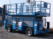 Scheren-Arbeitsbühne GENIE AH 18m Diesel Superdeck mieten