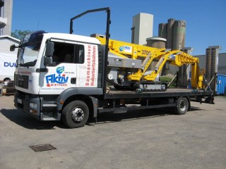 Raupen- / Ketten-Bühne OMME 37m mieten