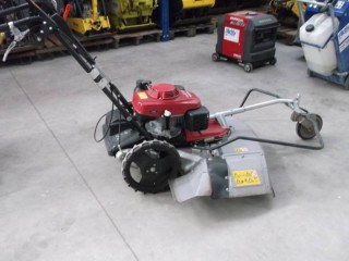 Wiesenmäher HONDA - Benzin-Viertaktmotor 4,5 PS mieten